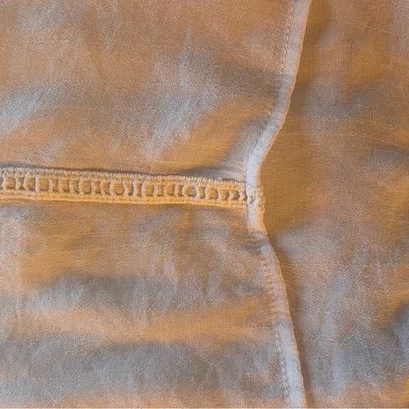 Fever White Sleeveless Rayon Tank Top - Picture 3 of 6